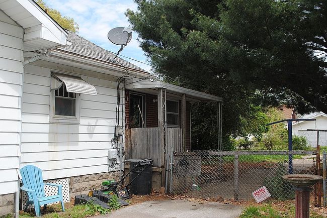 Additional photo 2 of property located at 2018 S 6th St