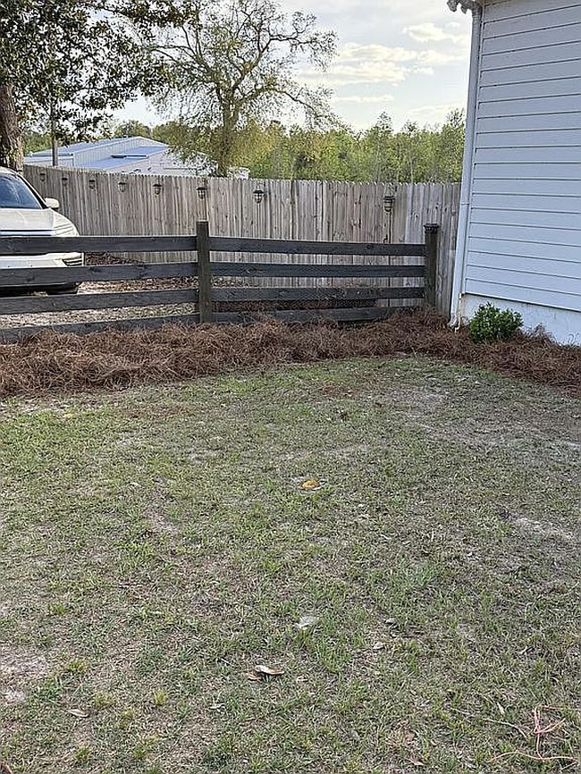 Photo of 98 Stewart Ln, Douglas, GA
