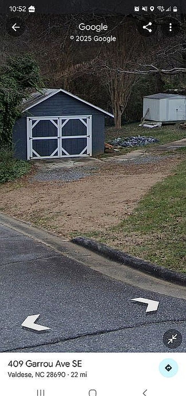 Image of 409 Garrou Ave Se