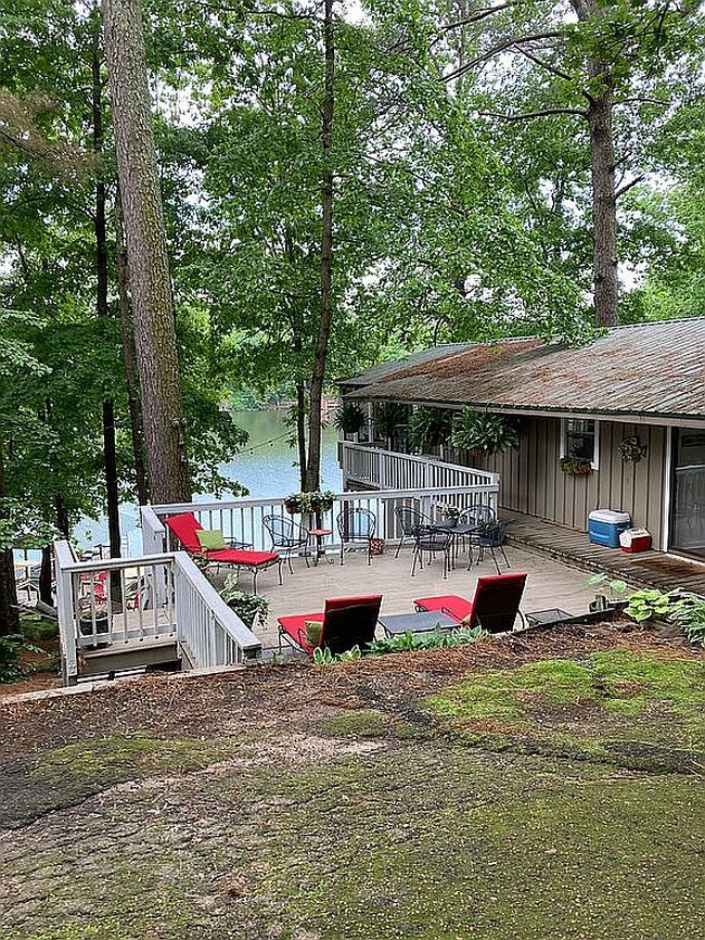 Image of 205 Snow Lake Dr