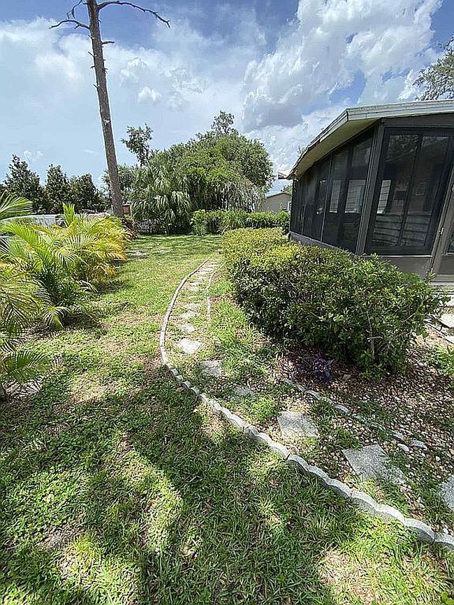 Photo of 10449 Pleasant Blvd, Riverview, FL