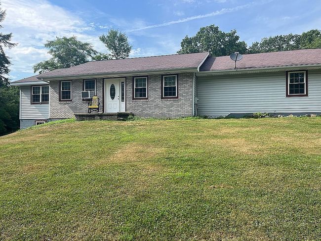 Photo of 131 Marvin St, Punxsutawney, PA