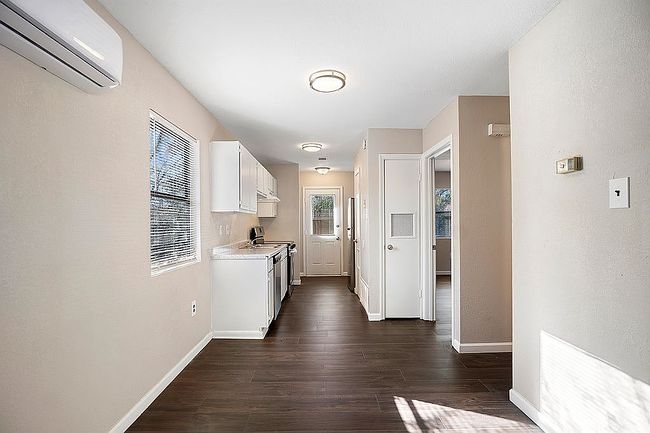 Image of 3303 Barrett Cir
