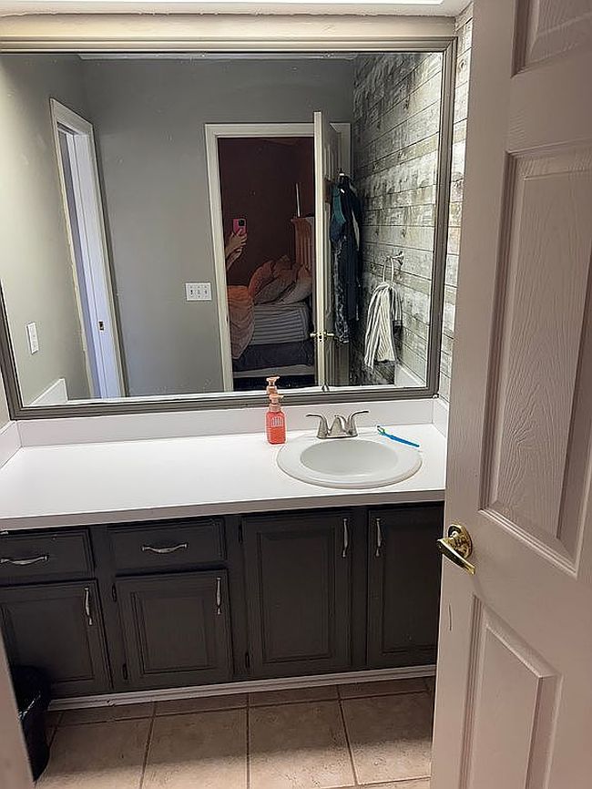 Image of 1427 Grand Cayman Cir