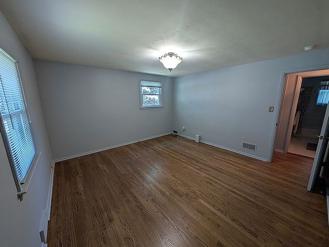 Photo of 6 Alton Rd, Hamilton, NJ