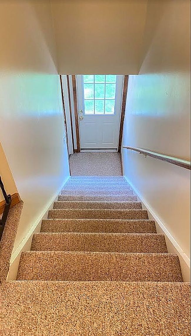 Photo of 604 Via Ponderosa, Schenectady, NY