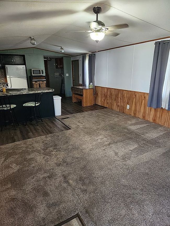 Image of 325 Se 47th St