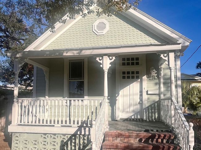 Preview of property located at 214 S Edison Ave