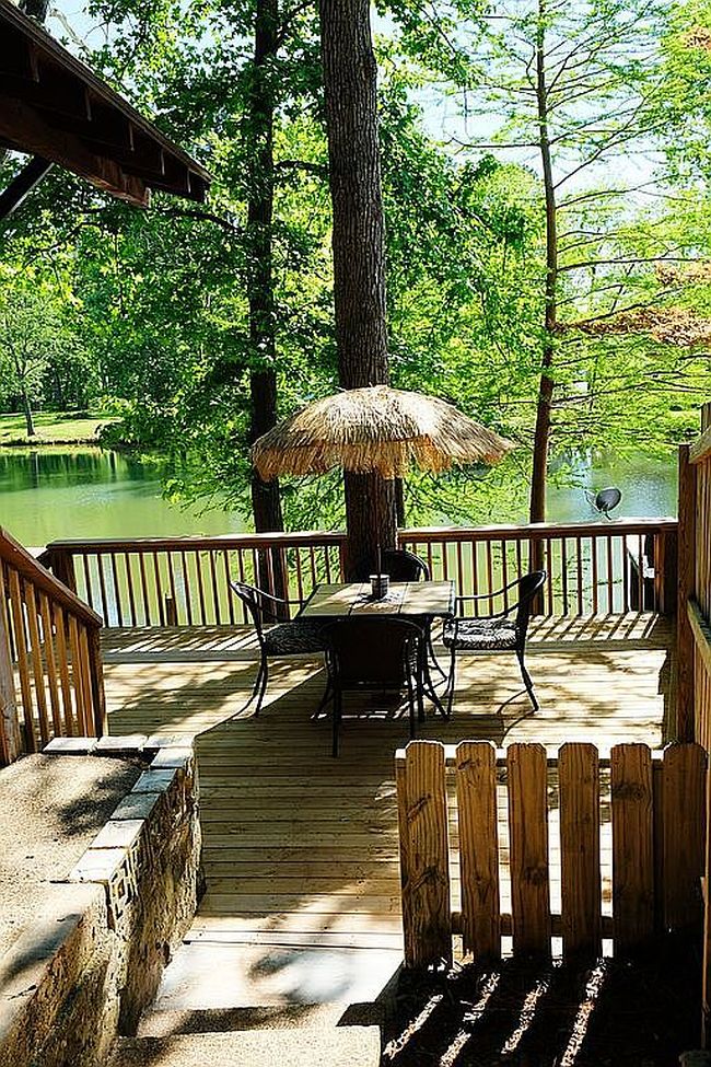 Image of 371 Cadillac Point
