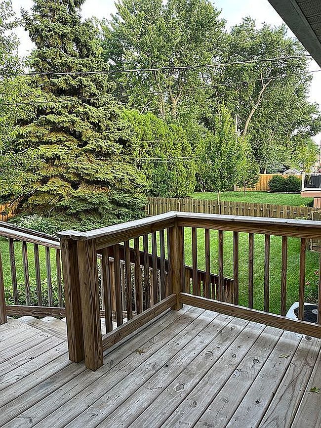 Photo of 3691 S Hampton Dr, Bettendorf, IA