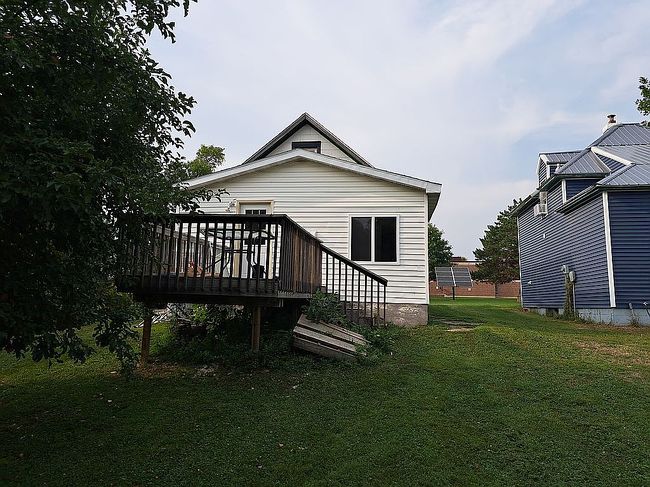 Image of 307 W 4th St