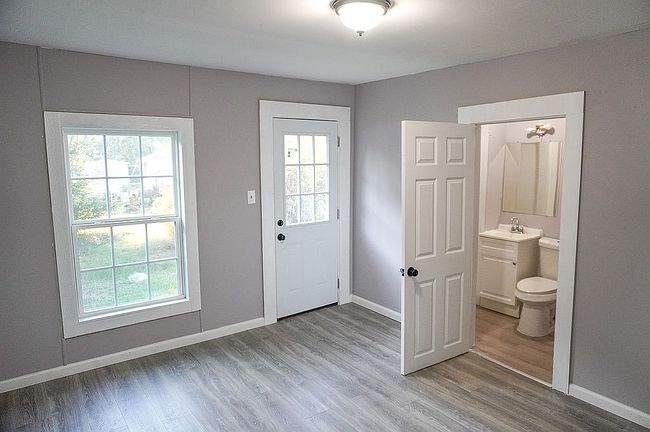 Additional photo 2 of property located at 86 Gazebo St