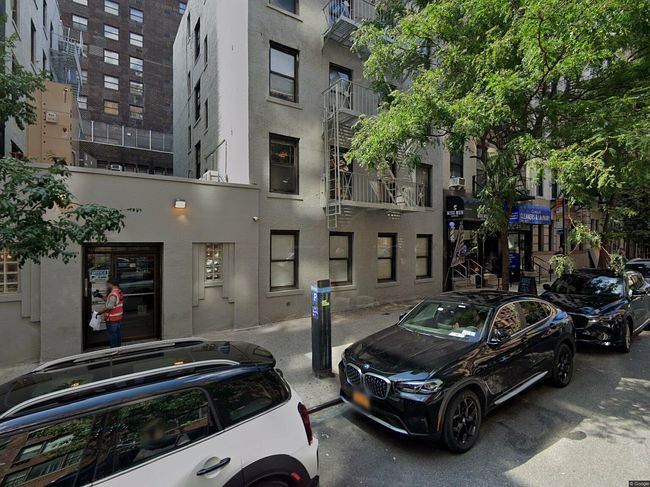 Image of 240 E 24th St Apt C