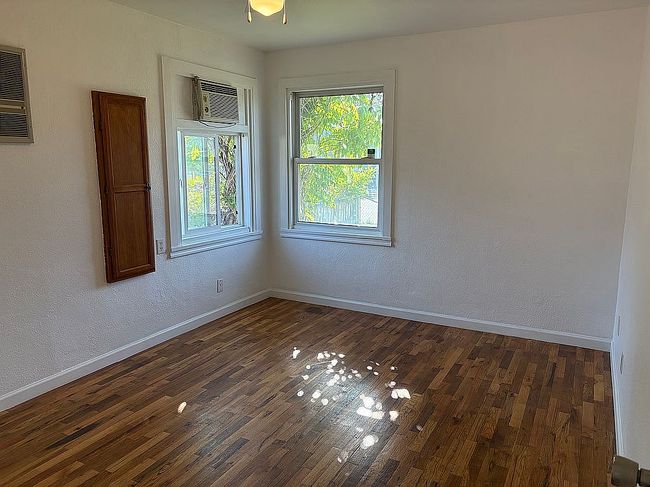 Image of 738 E 6th Ave