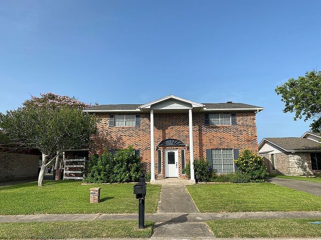 Photo of 101 Poesta Dr