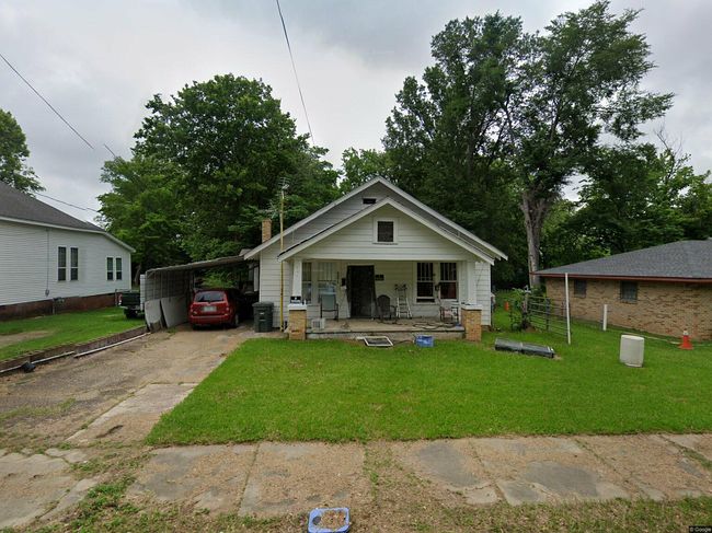 Image of 221 E Shelton Ave