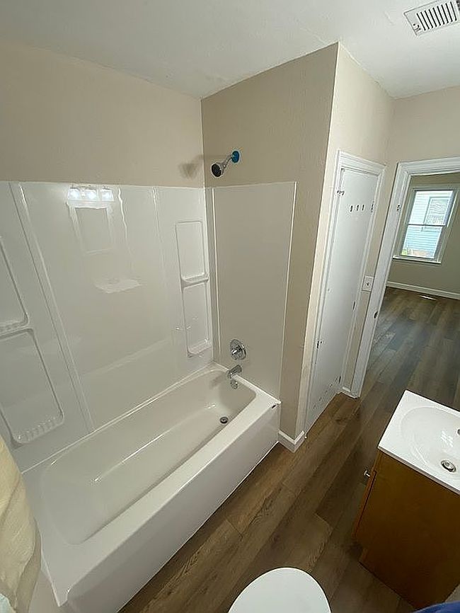 Photo of 1520 S Appleton Ave, Independence, MO