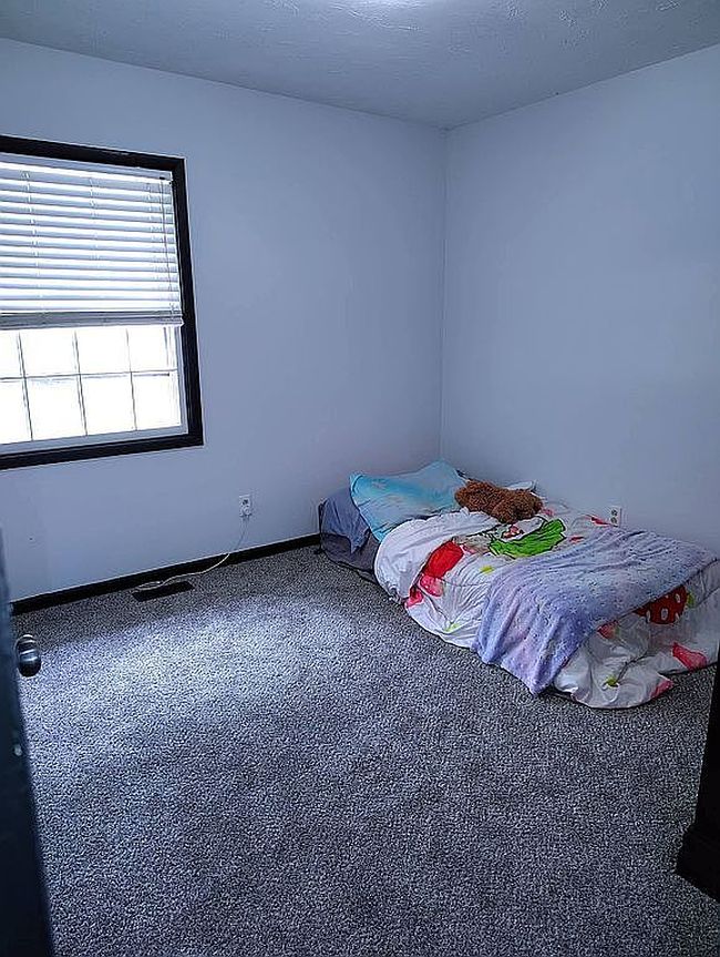 Photo of 400 Winchester Rd, Jacksonville, NC