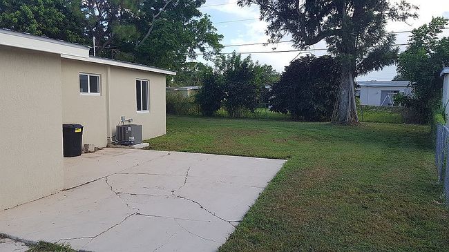 Photo of 170 Se Bonita Ct, Port Saint Lucie, FL