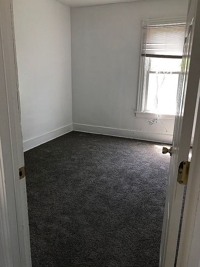 Photo of 120 Middle Ave, Wilmerding, PA