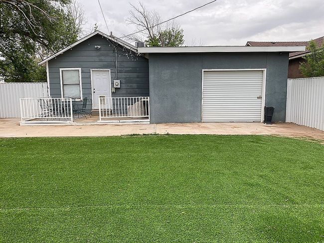 Image of 1600 Ross St