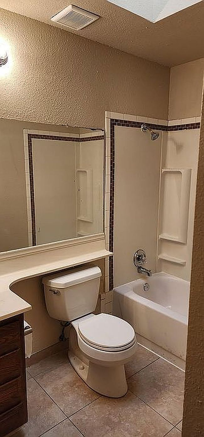 Image of 4708 N 106th Dr
