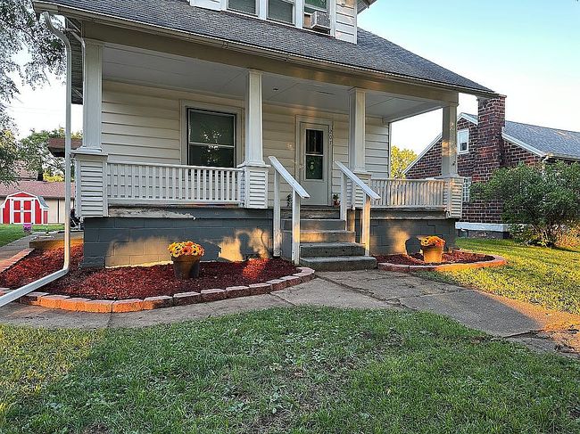 Photo of 207 Poplar St, Depue, IL