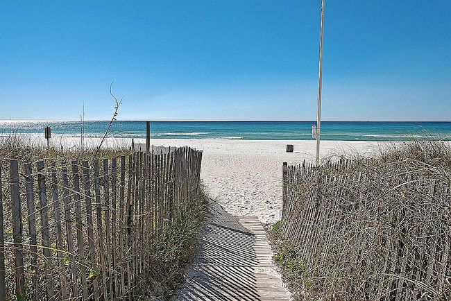Image of 10625 Front Beach Rd