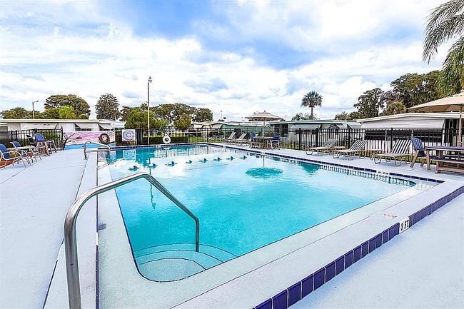 Additional photo 2 of property located at 34B Dale Dr