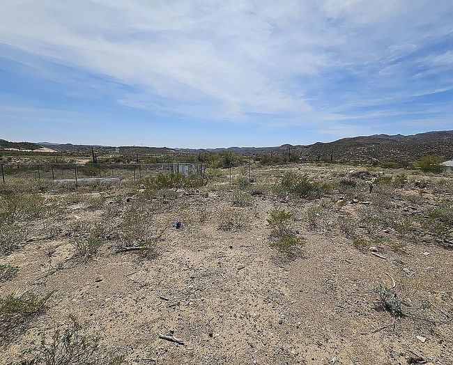 Photo of 32275 S Happy Jack Trl, Black Canyon City, AZ