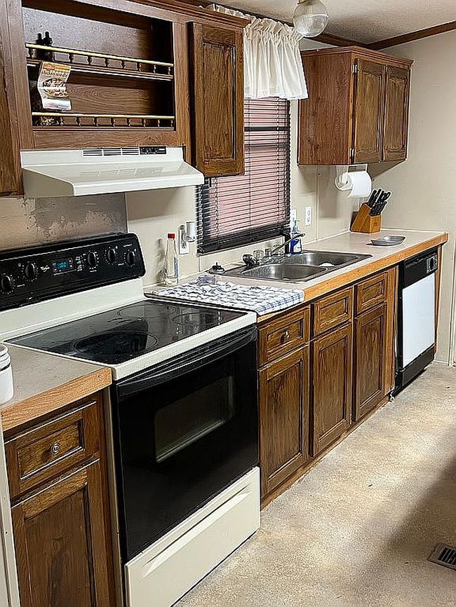 Image of 111 Pinion Dr