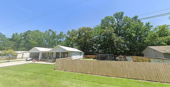 Photo of 13324 Privacy Ln, Gonzales, LA
