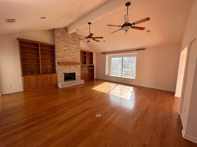 Additional photo 1 of property located at 6111 Brook Fls