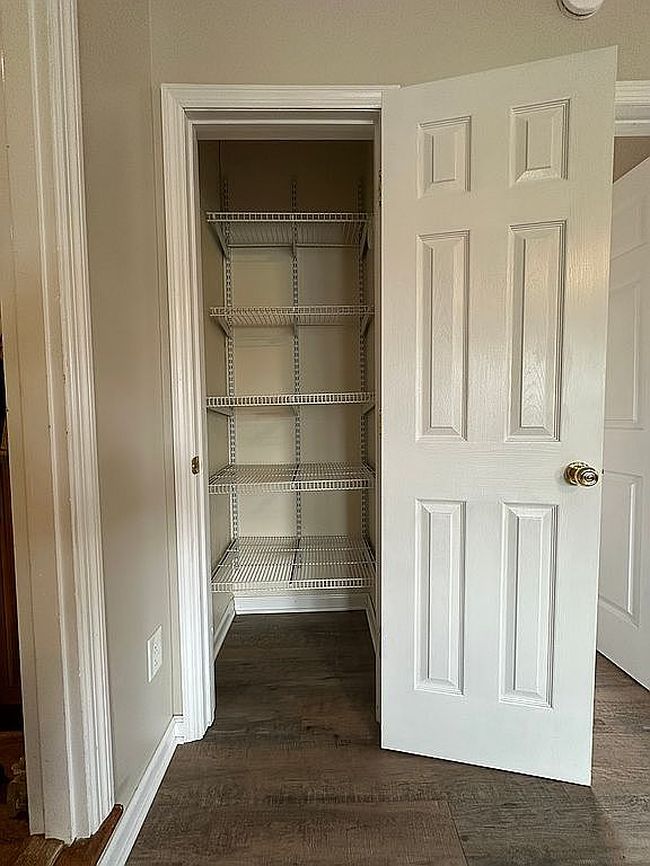 Photo of 704 Hilltop Dr, Paris, KY