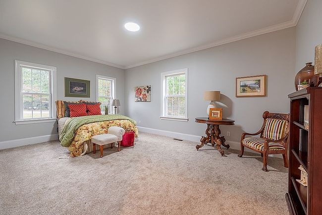 Photo of 3530 Evergreen Trl, Blacksburg, VA