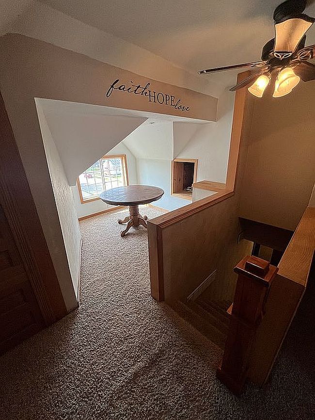 Photo of 301 2nd Ave Se, Dyersville, IA