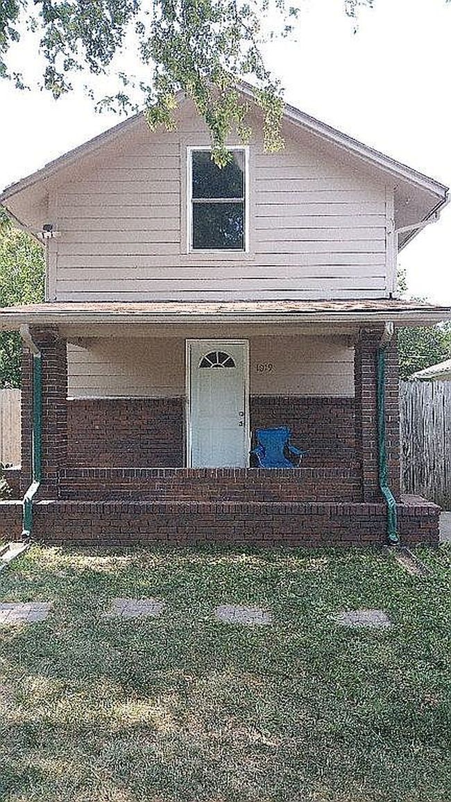 Preview of property located at 1019 S Vine St