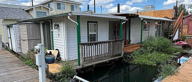 Additional photo 3 of property located at 205 N Bridgeton Rd Slip 5