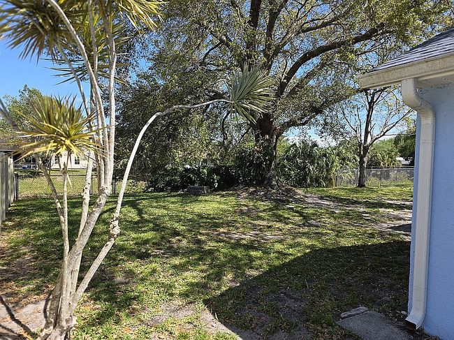 Image of 1817 Sw Leafy Rd