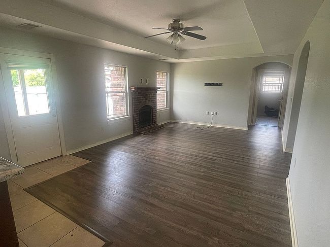 Image of 112 W 60th Pl S