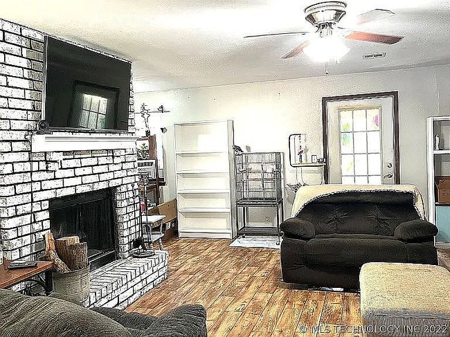 Image of 1323 Foltz Ln