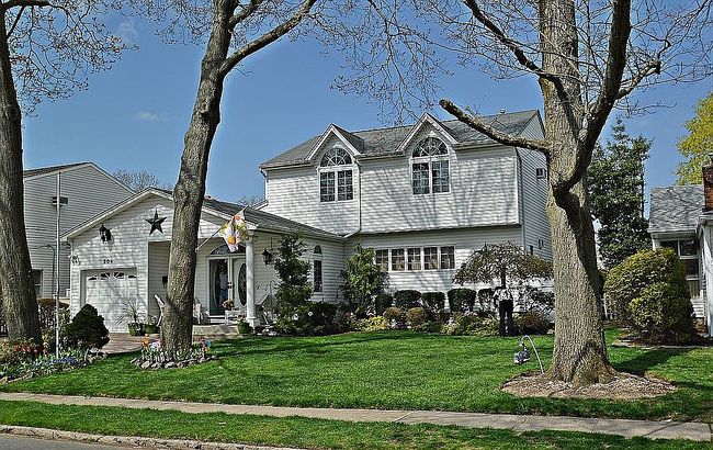 Preview of property located at 204 Broadway