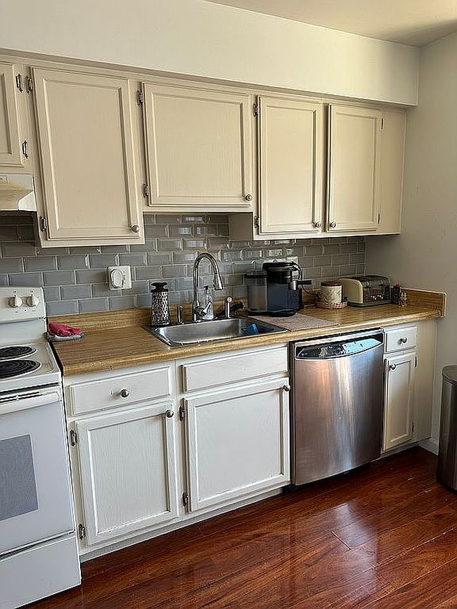 Photo of 11337 Appledowre Way #307, Germantown, MD