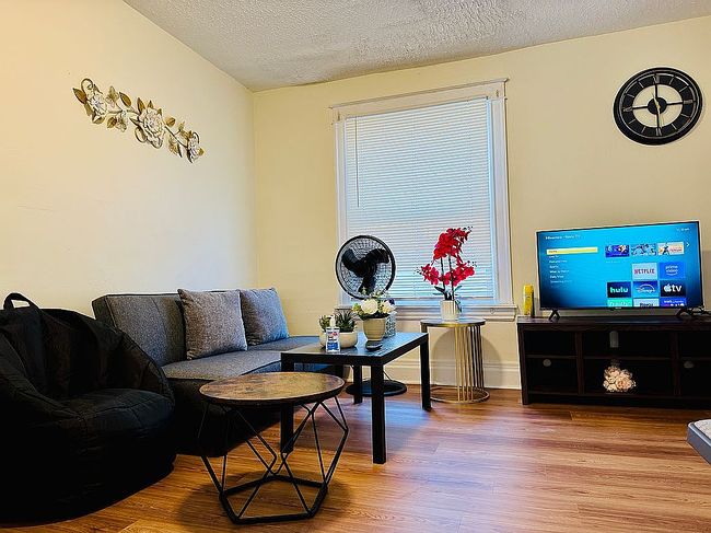 Photo of 2523 Falls St, Niagara Falls, NY