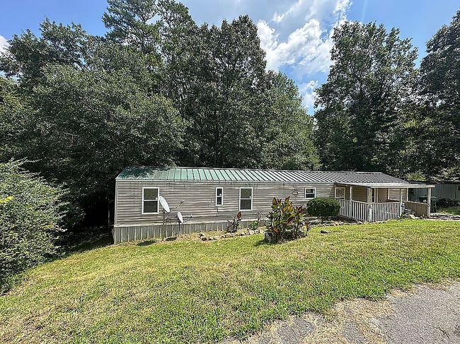 Photo of 111 Cloverleaf Dr