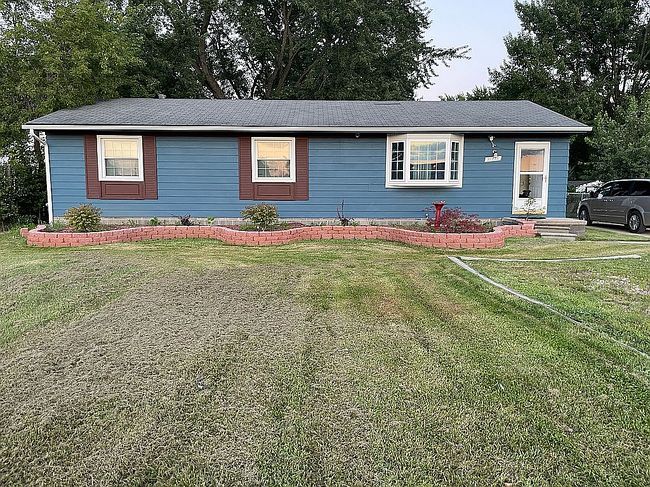 Photo of 38176 S Groesbeck Hwy