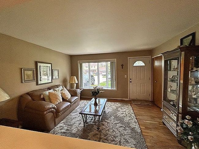 Image of 41035 Hamilton Dr