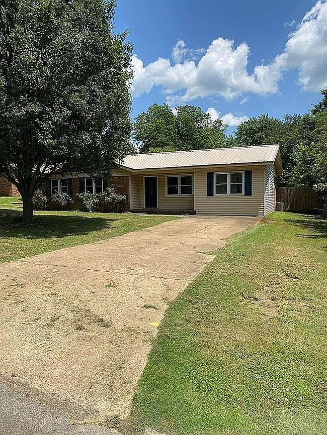 Image of 133 Lombardy Ln