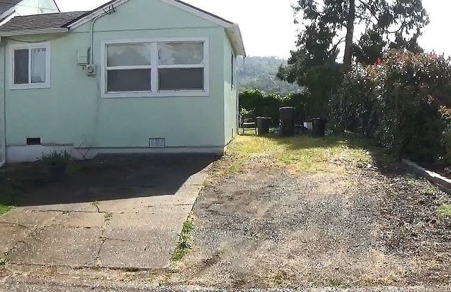 Additional photo 3 of property located at 1583 Nw Fairmount St