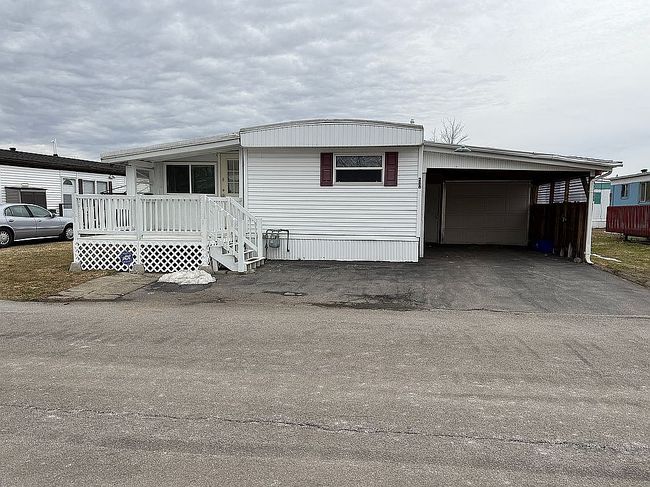 Image of 6035 S Transit Rd #288